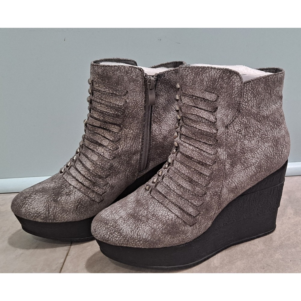 Sbicca Brimlad Womens Gray Metallic Faux Leather Platform Boots Zip 7.5